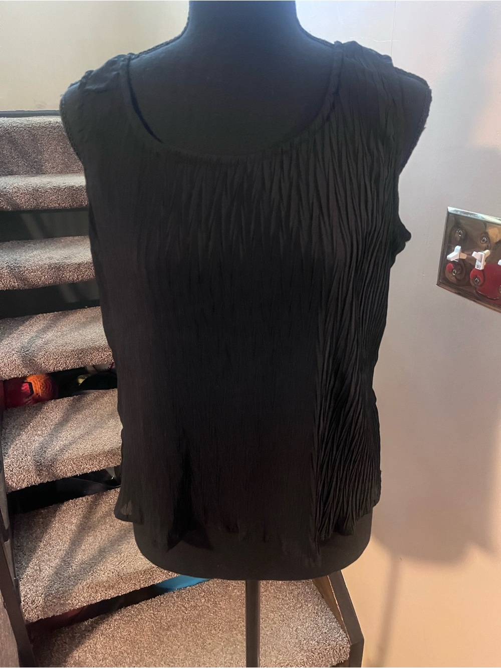 NWT Sacred Threads Tank top Size Small Broomstick crinkle black lined vintage